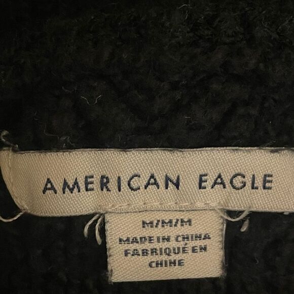 American Eagle Navy Sweater size Medium - Picture 3 of 5
